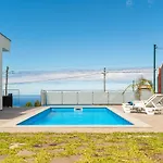 Holiday home Casa Georgina Heated Swiming, Sea View And Air Conditioning Calheta (Madeira)
