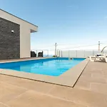 Casa Georgina Heated Swiming, Sea View And Air Conditioning Holiday home Calheta (Madeira)