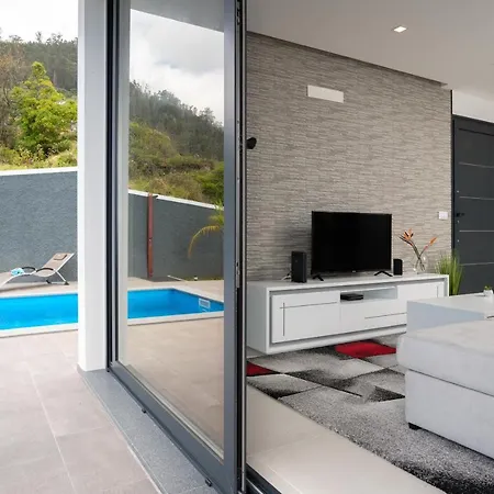 Casa Georgina Heated Swiming, Sea View And Air Conditioning Дом отдыха