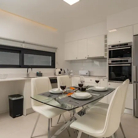 Casa Georgina Кальета