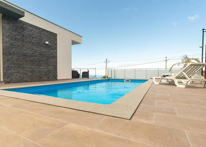 Casa Georgina Dom wakacyjny Calheta (Madeira)
