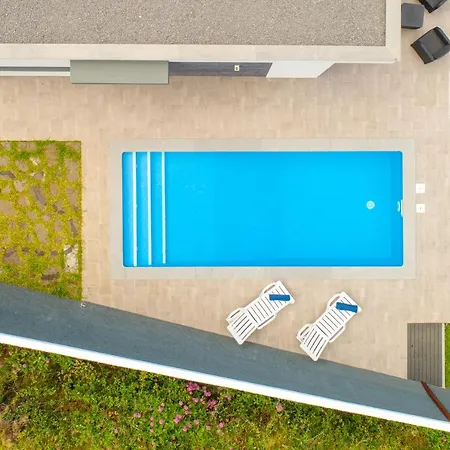 Dom wakacyjny Casa Georgina Heated Swiming, Sea View And Air Conditioning Calheta (Madeira)